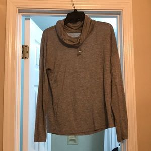 grey long sleeve lounge top
